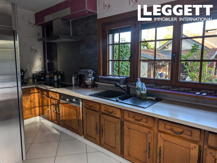 Image No.4-3 Bed House for sale