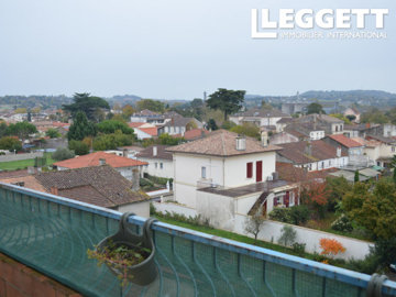 ahr0chm6ly9jzg4uagvzdglhlmltbw8vaw1hz2uvvevom