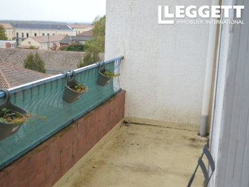 ahr0chm6ly9jzg4uagvzdglhlmltbw8vaw1hz2uvvevom