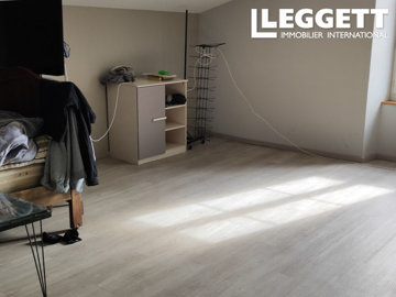 ahr0chm6ly9jzg4uagvzdglhlmltbw8vaw1hz2uvvevom