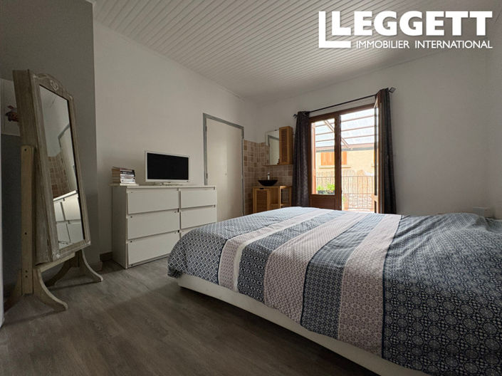 Image No.3-3 Bed House for sale