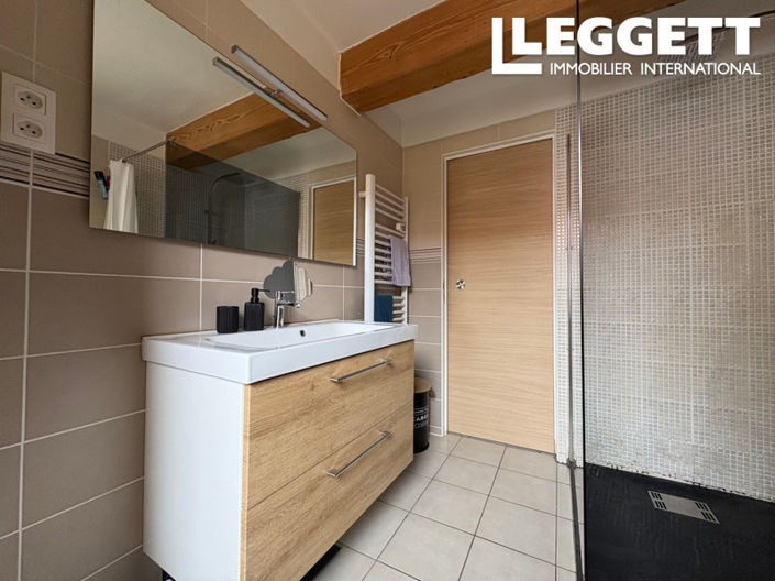 Image No.5-3 Bed House for sale