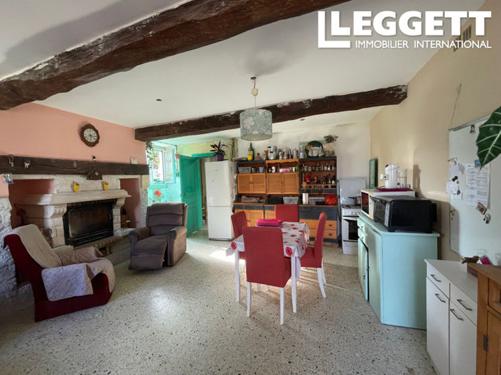 Image No.2-4 Bed House for sale