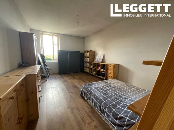 Image No.4-4 Bed House for sale