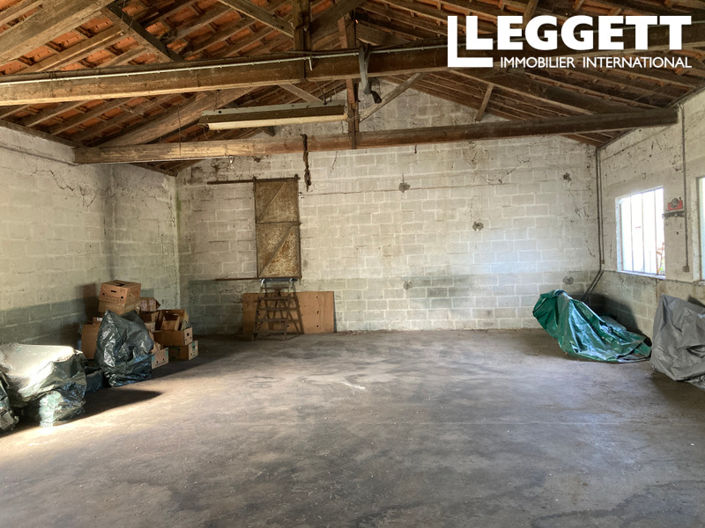 Image No.8-3 Bed House for sale