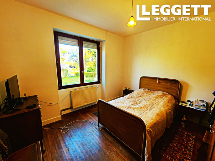 Image No.5-5 Bed House for sale