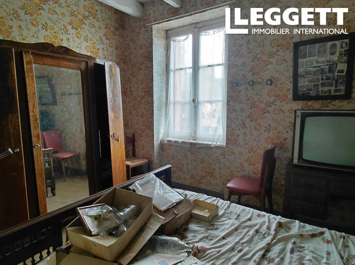 Image No.7-5 Bed House for sale