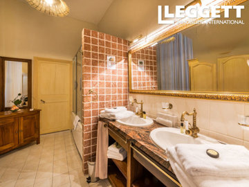 ahr0chm6ly9jzg4uagvzdglhlmltbw8vaw1hz2uvvevom