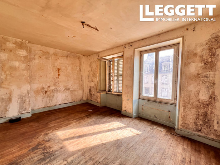 Image No.9-2 Bed House for sale