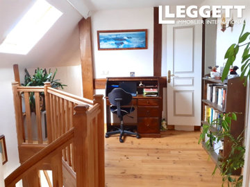 ahr0chm6ly9jzg4uagvzdglhlmltbw8vaw1hz2uvvevom