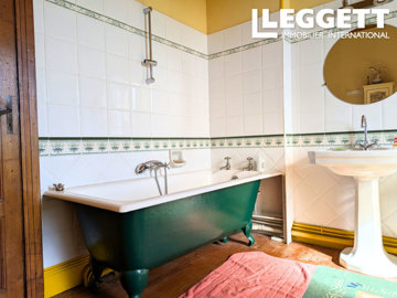 ahr0chm6ly9jzg4uagvzdglhlmltbw8vaw1hz2uvvevom