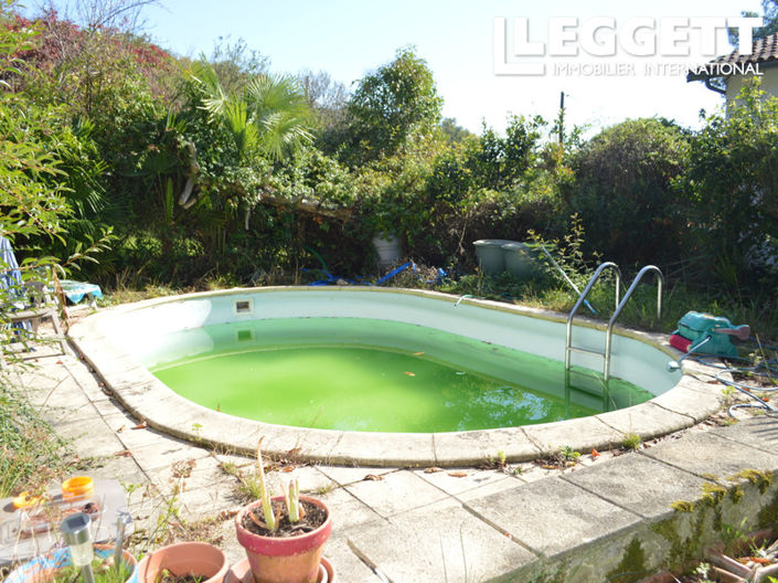 Image No.10-1 Bed House for sale