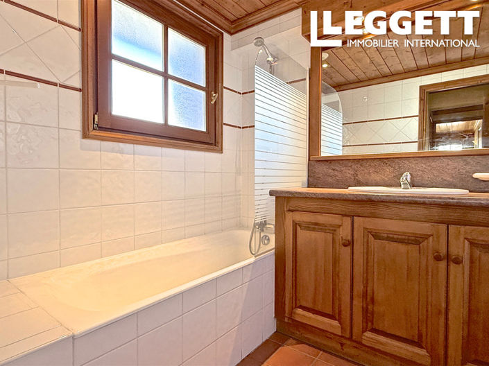 Image No.5-3 Bed Apartment for sale