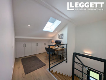 ahr0chm6ly9jzg4uagvzdglhlmltbw8vaw1hz2uvvevom