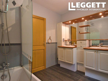 ahr0chm6ly9jzg4uagvzdglhlmltbw8vaw1hz2uvvevom