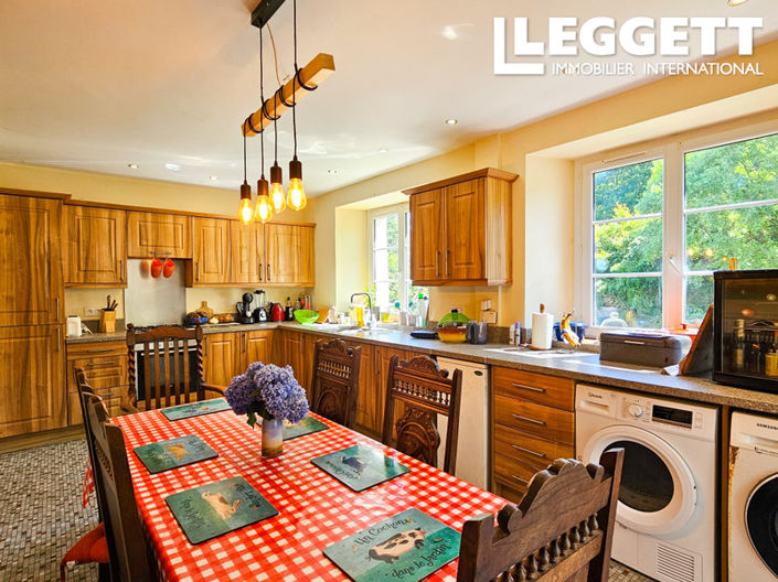 Image No.4-4 Bed House for sale