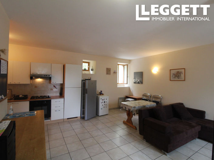 Image No.10-5 Bed House for sale