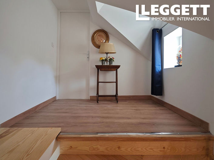 Image No.9-3 Bed House for sale