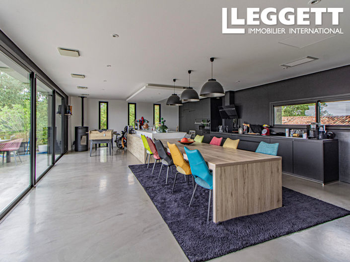 Image No.3-3 Bed House for sale