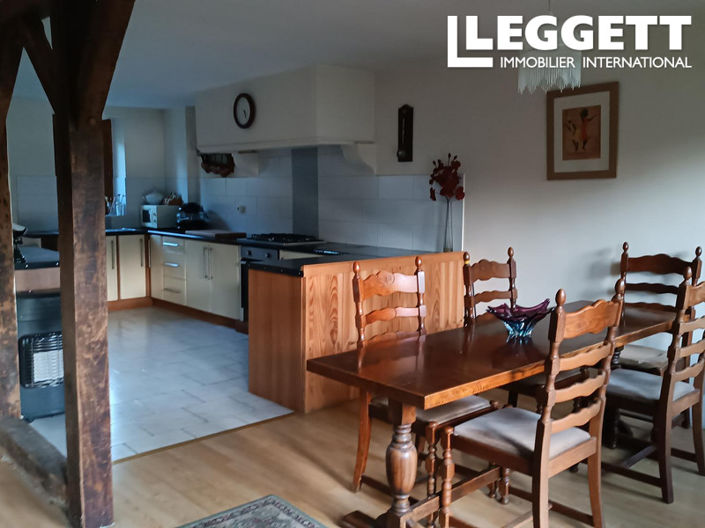 Image No.8-3 Bed House for sale