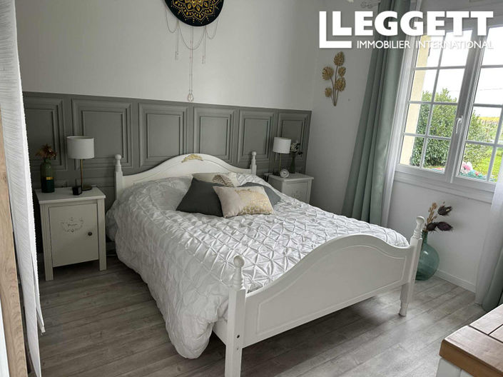 Image No.5-3 Bed House for sale