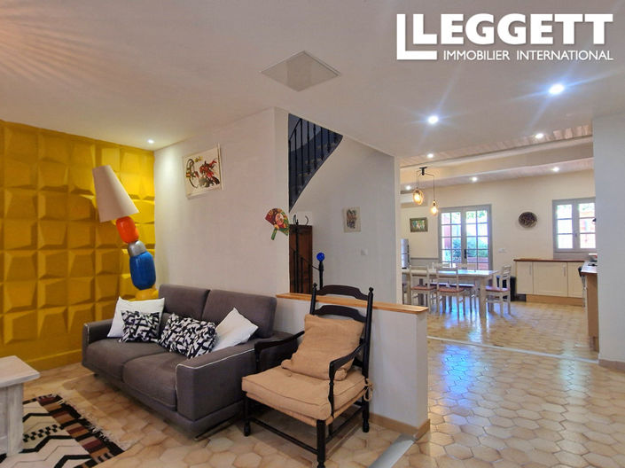 Image No.3-6 Bed House for sale