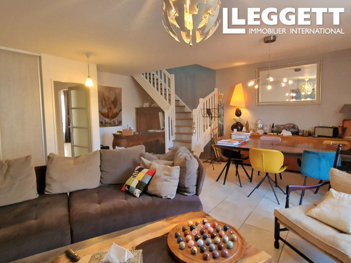 Image No.4-6 Bed House for sale