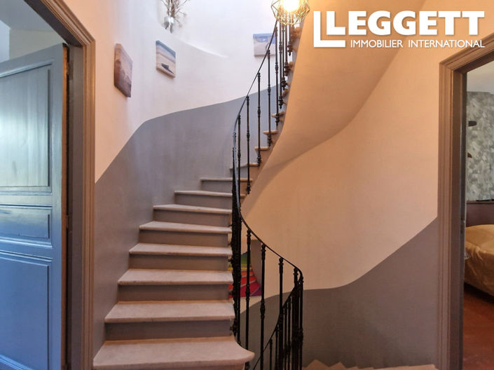 Image No.7-6 Bed House for sale