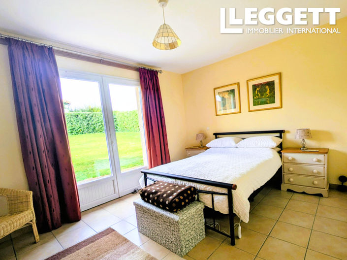 Image No.9-2 Bed House for sale