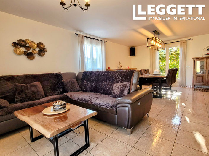 Image No.4-4 Bed House for sale