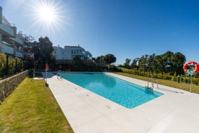 A5-Sunny-Golf-apartments-Estepona-pool--Abril-2025