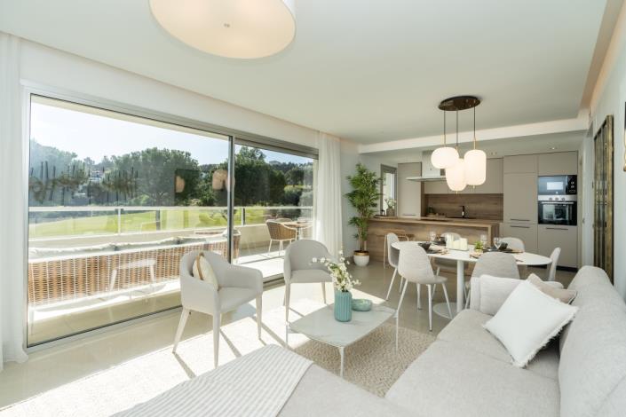 Image No.8-3 Bed Apartment for sale