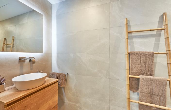 Image No.30-3 Bed Townhouse for sale