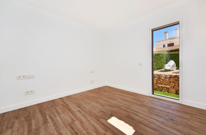 Image No.24-3 Bed Villa for sale