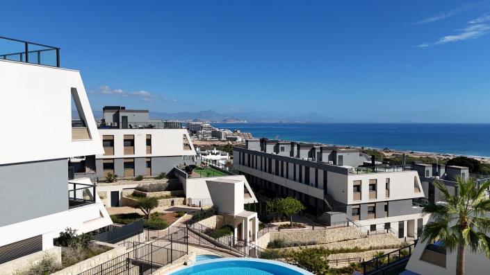 Image No.3-3 Bed Apartment for sale