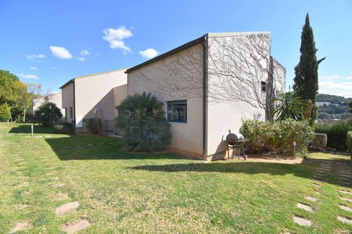 Image No.36-3 Bed Villa for sale