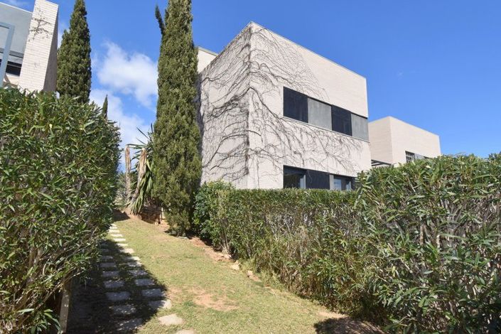 Image No.37-3 Bed Villa for sale