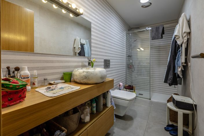 Image No.22-4 Bed Townhouse for sale