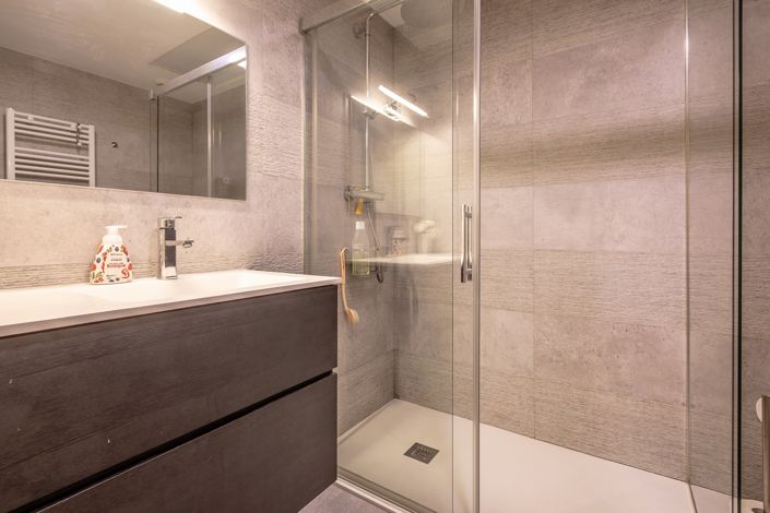 Image No.25-4 Bed Townhouse for sale