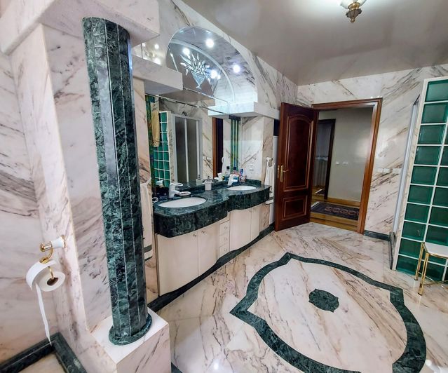 Image No.19-6 Bed Villa for sale