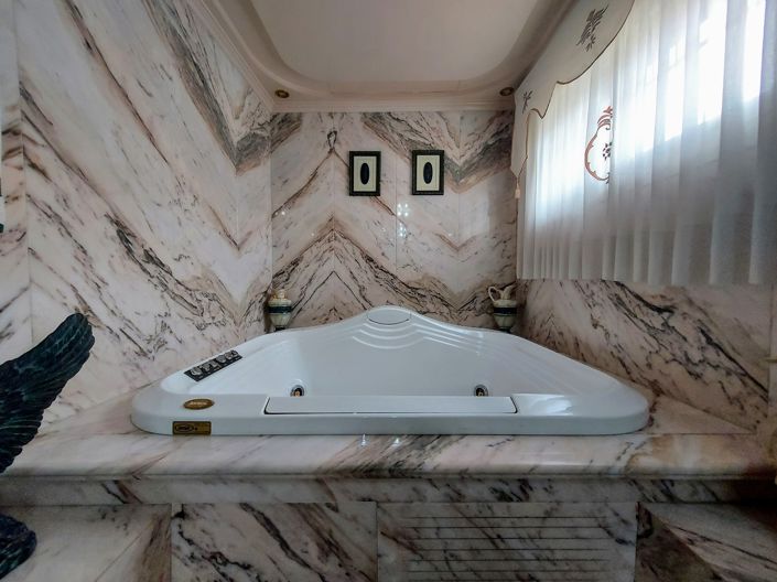 Image No.22-6 Bed Villa for sale