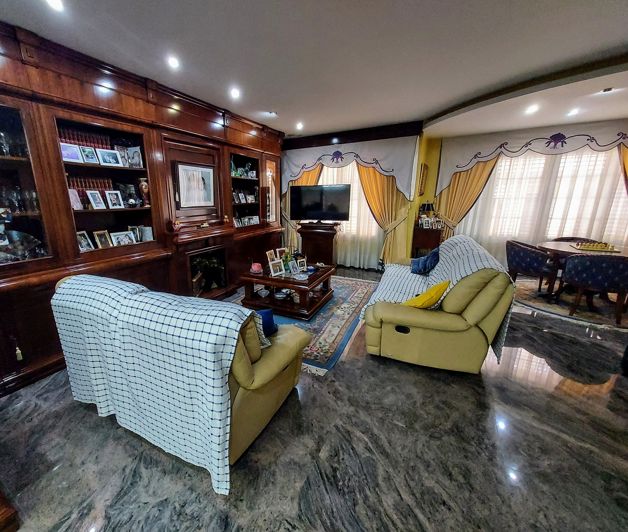 Image No.7-6 Bed Villa for sale