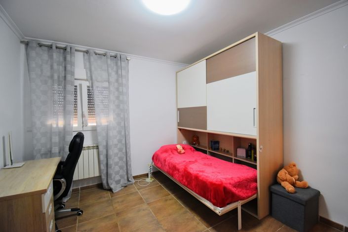 Image No.8-4 Bed Villa for sale