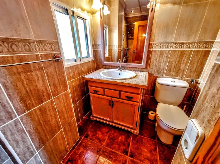 Image No.18-3 Bed Villa for sale