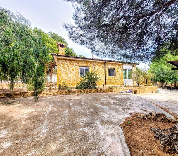 Image No.31-3 Bed Villa for sale