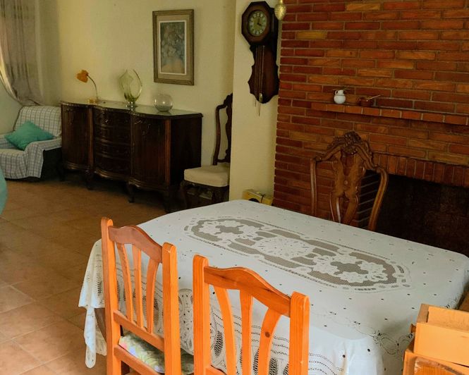 Image No.1-5 Bed Townhouse for sale
