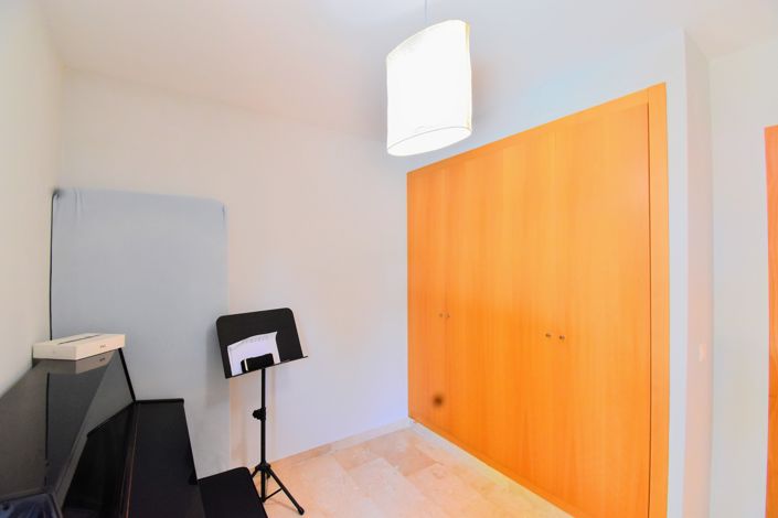 Image No.20-4 Bed Villa for sale