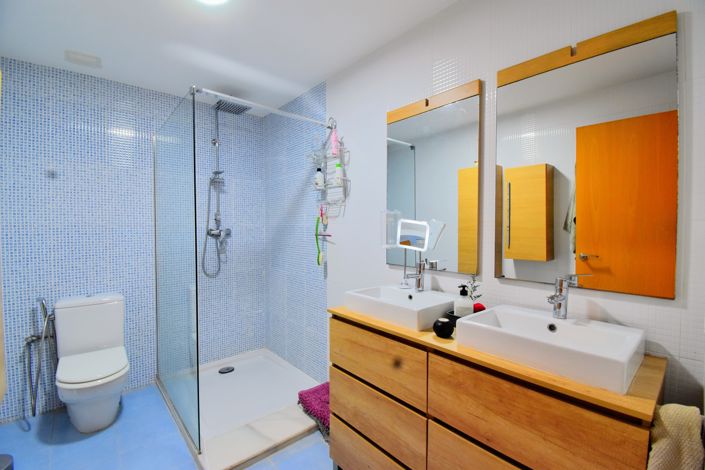 Image No.25-4 Bed Villa for sale