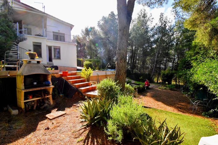 Image No.29-4 Bed Villa for sale