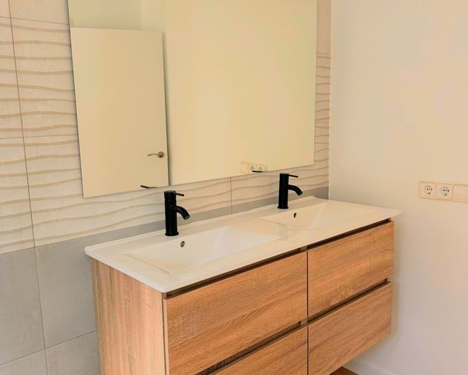 Image No.17-3 Bed Villa for sale